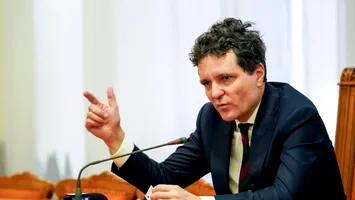 Agresorii sexuali, interziși în școli și spitale. Legea a fost promulgată de Nicușor Dan după doi ani de dezbateri