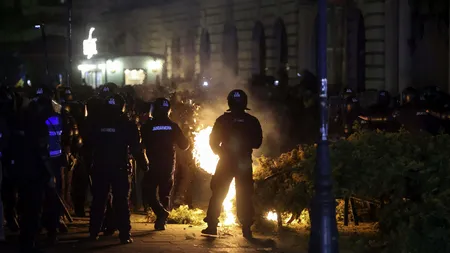 Opt persoane implicate în violențele din Centrul Vechi de la protestul AUR, arestate preventiv