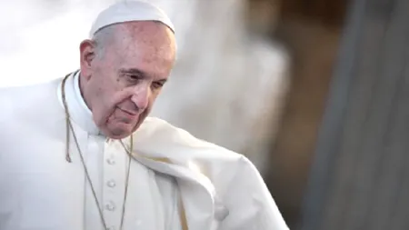 Papa Francisc: „Războiul este absurd, să dezarmăm Pământul”
