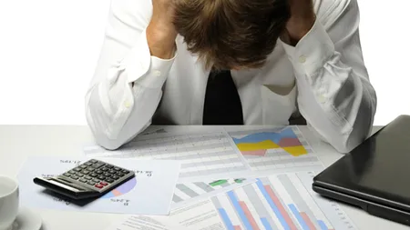 România trăiește pe împrumut! Cât datorează fiecare român