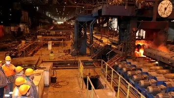 O mare unitate industrială din Hunedoara îşi întrerupe activitatea. În joc este situația a 600 de salariaţi