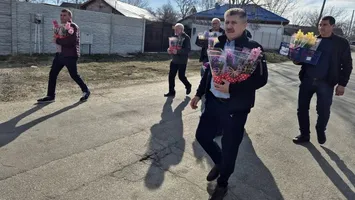 Un primar le cere localnicilor să-și declare domiciliul în comună, ca să nu fie desființată