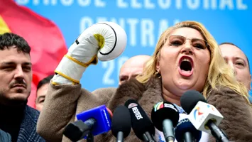 Ce urmează pentru Diana Șoșoacă după ridicarea imunității în Parlamentul European