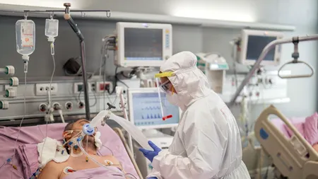 Record la ATI: Peste 1.000 de pacienți infectați cu Covid-19 se află în stare gravă