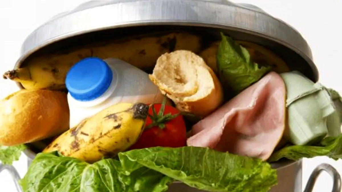 Alimente mai ieftine în magazine! Legea privind risipa alimentară a fost votată