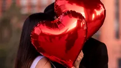 Valentine’s Day 2026: ce aleg tinerii din București și cât cheltuiesc pentru romantism