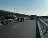 Un TIR a făcut praf o autoutilitară și parapeții de protecție pe DEx12 Craiova – Pitești! Un bărbat a murit pe loc (VIDEO)