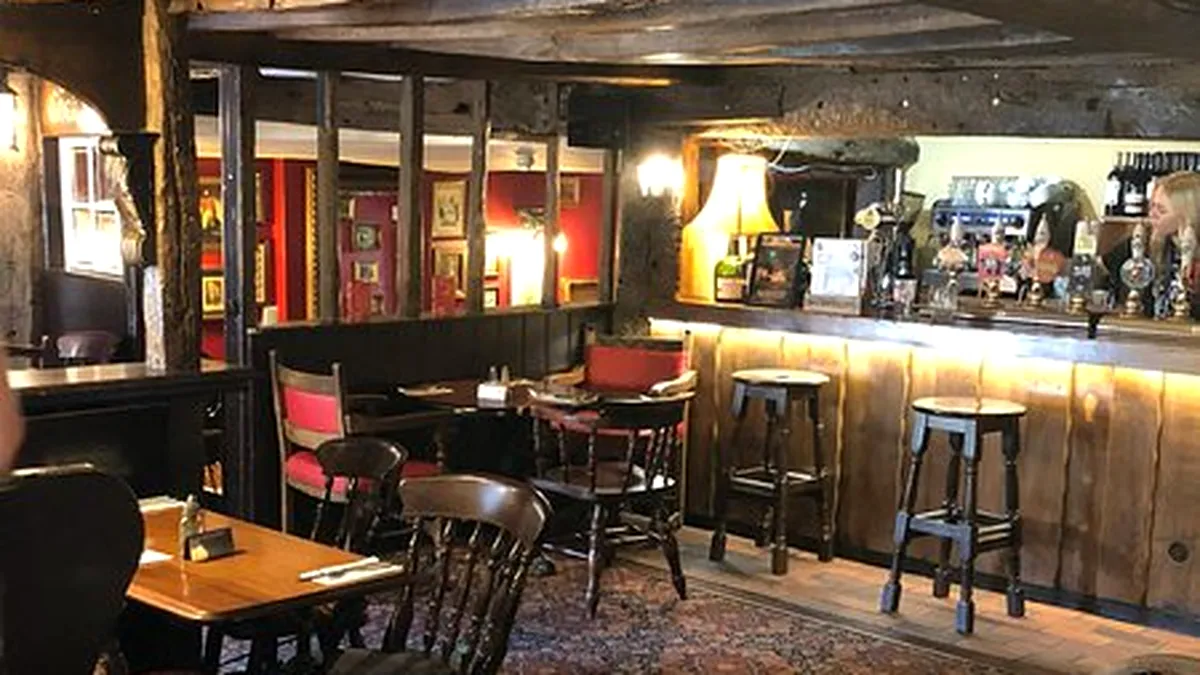Cum arată cel mai vechi pub din Anglia? Localul se închide după 1.229 de ani din cauza pandemiei