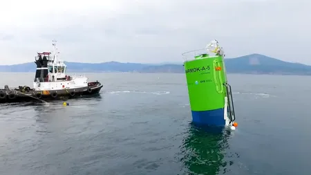 Valurile ar putea deveni energia viitorului. Test reușit pentru un proiect experimental în largul Spaniei (VIDEO)