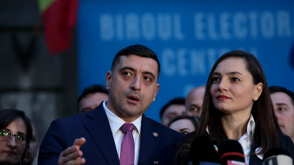 Șefa POT și-a depus candidatura la prezidențiale „cu sufletul la Călin Georgescu”. Anamaria Gavrilă, însoțită de George Simion