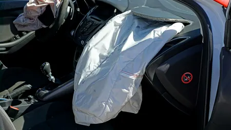 Sute de mii de automobile Citroën şi DS sunt rechemate în service din cauza problemelor la airbag-urile Takata, care între timp a dat faliment