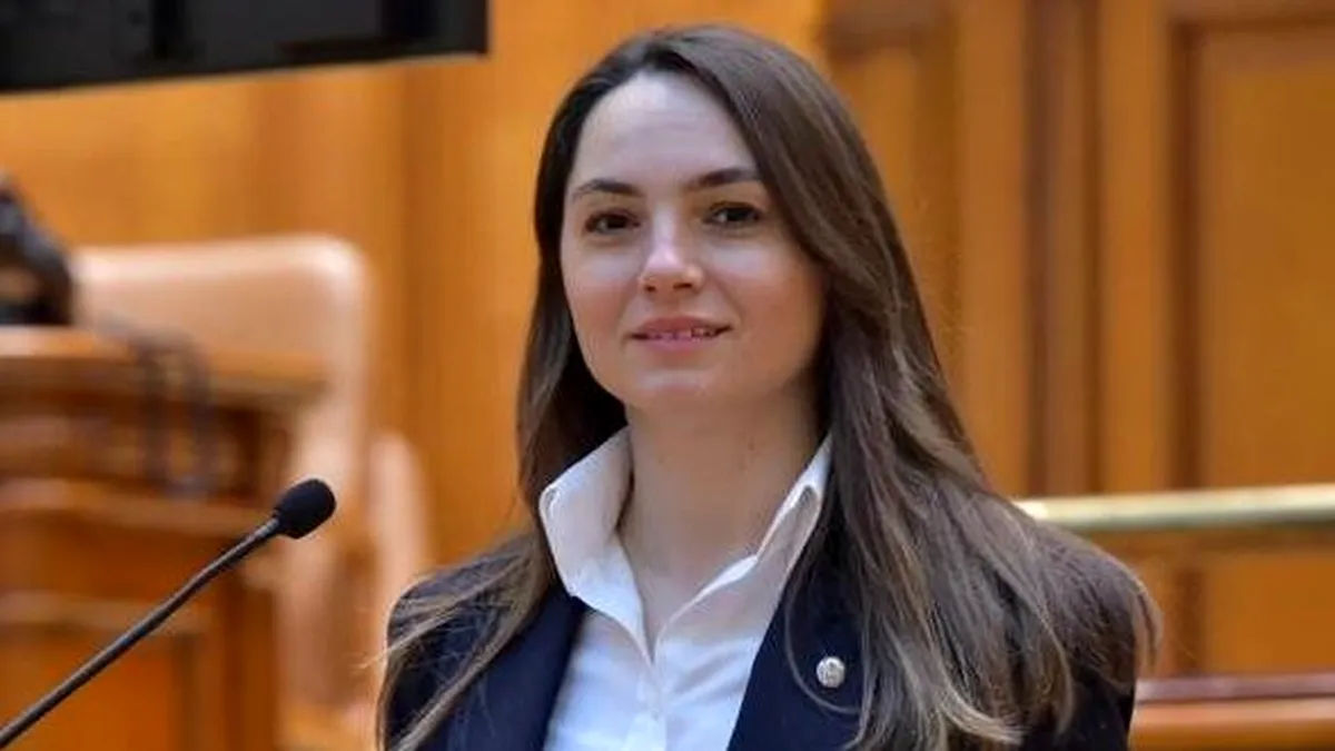 Anamaria Gavrilă a făcut un show păcătos în Parlament. A încurcat „spatele” cu „fața”