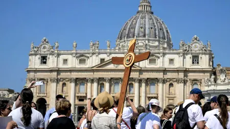 Scandal financiar la Vatican: Acuzații de manipulare ilegală a transferurilor bancare și posibile implicații de spălare a banilor