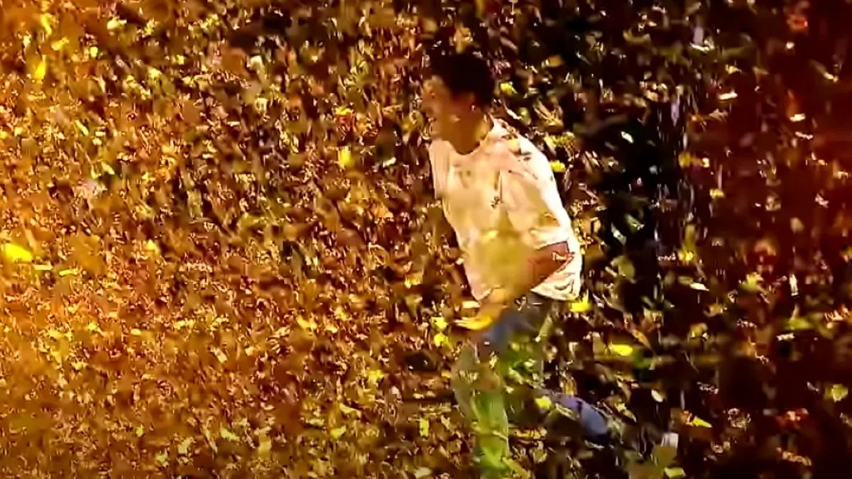 Românii au talent-Golden Buzz concurentului care a cântat despre momentele de la internat: foame, frig, bătaie, abuz