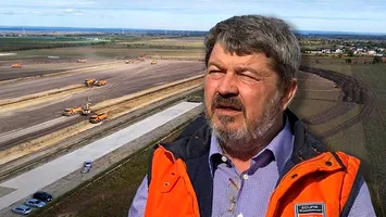 Oamenii lui Umbrărescu, plătiți mai bine ca în Occident. Așa a reușit să convingă românii să revină acasă din străinătate