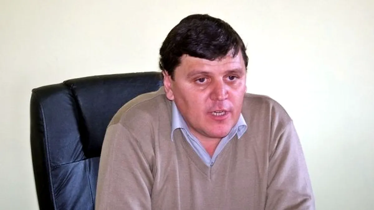Primar demis prin ordin de prefect. Sancţionat că a schimbat partidul în timpul mandatului