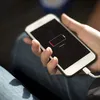 Telefonul, noua sursă de stres pentru români: 67% au ratat momente importante din cauza tehnologiei