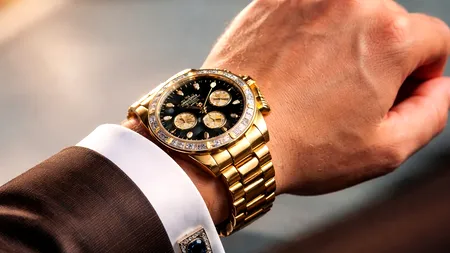 Ceasul ipocriziei costă 30.000 de euro: ora exactă la care austeritatea începe pentru ceilalți