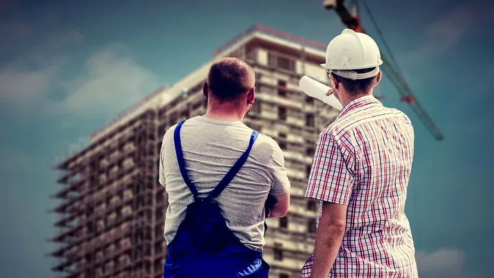Construcțiile, cel mai vulnerabil sector din economie: insolvențele marilor companii au crescut accelerat în T1 2026