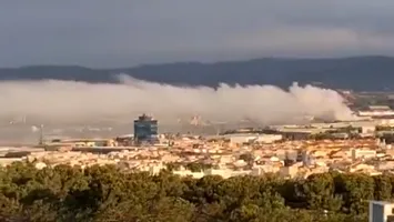 Un nor toxic a acaparat o regiune în care locuiesc mulți români. Persoanelor le este recomandat să nu părăsească locuința