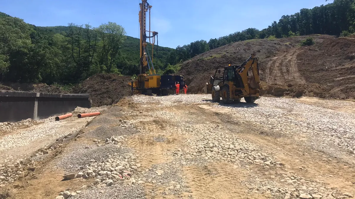 Primul drum construit de chinezi - un eșec