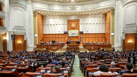 Parlament: A început ședința în care se dezbate revocarea din funcție a Avocatului Poporului, Renate Weber UPDATE: A fost revocată