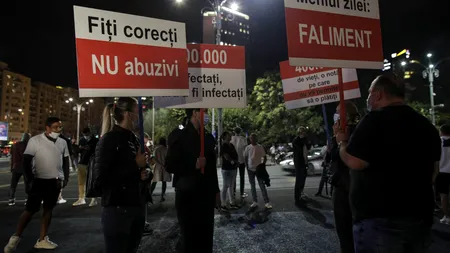 Protest în Piața Victoriei: Angajații din industria HoReCa, supărați pe Guvern