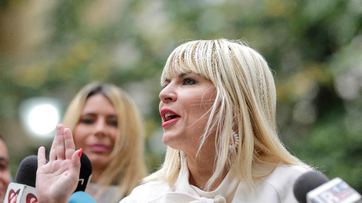 Elena Udrea mai stă după gratii! Instanța a amânat pronunțarea la cererea de revizuire a condamnării de 6 ani