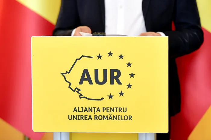 AUR