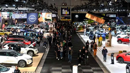 Salonul Auto de la Paris începe luni. Maşinile electrice la preţuri accesibile vor domina standurile producătorilor europeni