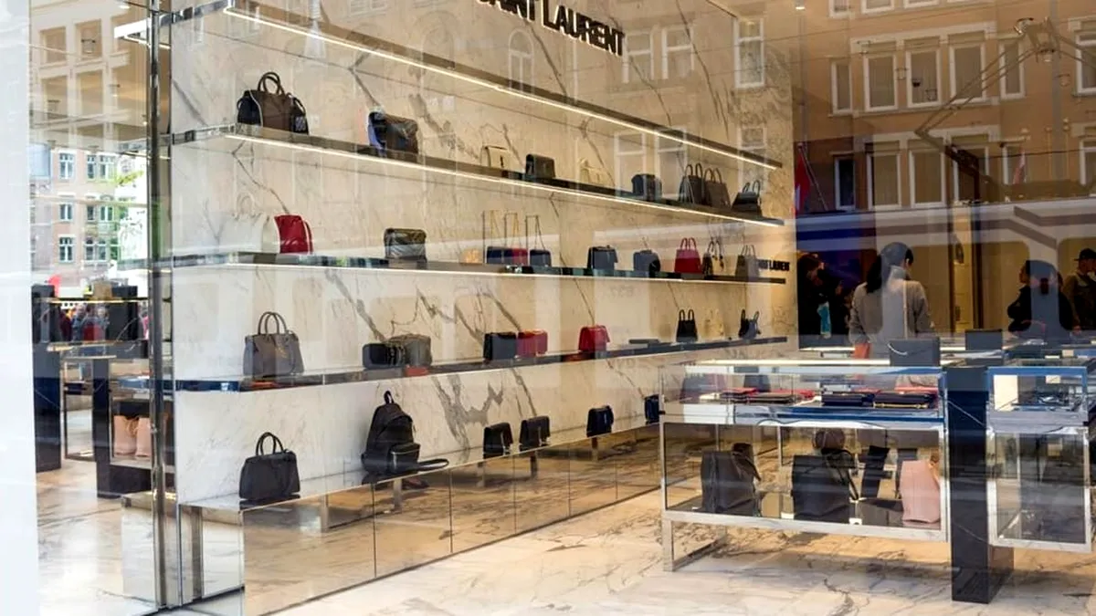 Român prins în flagrant: Tentativă de jaf de 150.000 de euro la Yves Saint Laurent, Milano