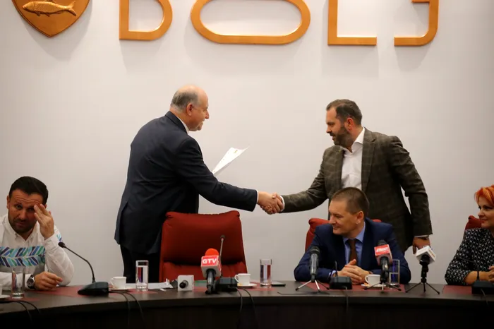 Doar opt parlamentari de Dolj, din totalul de 14, și-au ridicat certificatele doveditoare ale noii lor calități