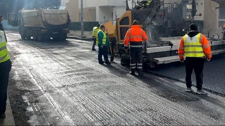 Încă 40 de locuri de parcare în Sectorul 5. Primăria a terminat lucrările de asfaltare