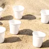 De ce se crapă paharele de plastic ieftine? Importanța elasticității materialului în HoReCa