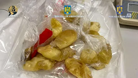 O femeie din Brazilia, depistată pe Aeroportul Otopeni cu aproximativ un kg de cocaină în stomac