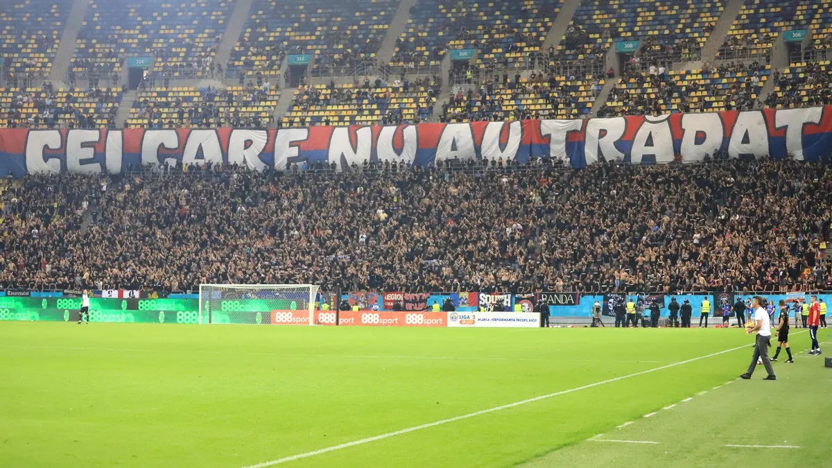 Steaua și Dinamo, sancționate dur de FRF ca urmare a incidentelor de la meciul direct