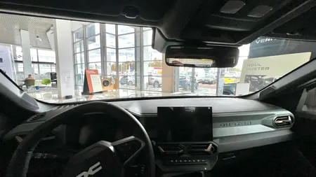 Noua Dacia Duster criticată pentru vizibilitatea redusă de pasionați auto: 