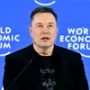Elon Musk la Davos: Viitorul planetei, dominat de roboți. Îmbătrânirea, „o problemă rezolvabilă”
