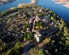 În declin de 55 de ani: un oraș din Spania a fost abandonat accidental