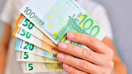 Se schimbă bancnotele de euro. Ce vom vedea pe noile hârtii de bani