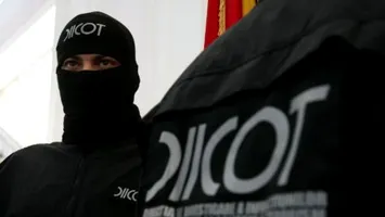 Siguranța granițelor, sub asediu. O rețea de trafic de migranți, destructurată de DIICOT