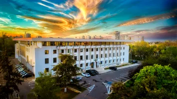 Anatomia unui buget denaturat: 100 de milioane de lei „dispăruți” din bilanț și decontări fictive la UATJ Constanța