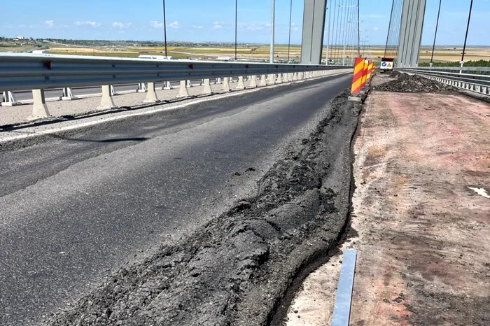 La primele asfaltări, pe calea de rulare Tulcea – Brăila au apărut deformații mari 