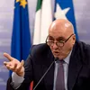 Ministrul italian al Apărării, transportat în stare gravă la spital, după ce a căzut în timpul unei ședințe