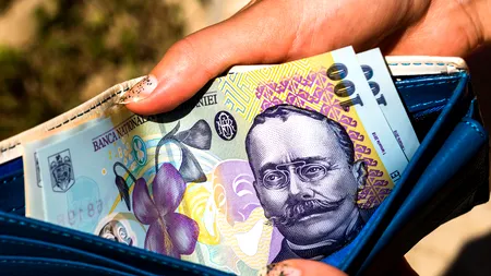 Ce se schimbă din 1 iulie: crește salariul minim, scad unele rate la bănci și se majorează accizele la benzină și motorină