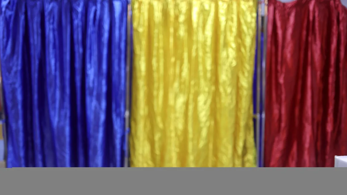 Primăria Capitalei: bucureştenii care au viză de flotant pot vota la referendum indiferent de data la care au obţinut viza. Clarificările Biroului Electoral Central