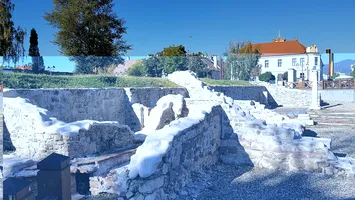 Descoperire arheologică de excepție la Alba Iulia: drumuri romane, inscripții rare și artefacte unicat, găsite pe terenul viitoarei autobaze