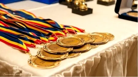 Olimpiada Internațională de Fizică - Elevii români pe primul loc în Europa și pe trei în lume