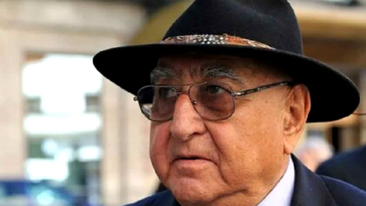Dinu Săraru s-a mutat printre stele. Autorul romanului „Niște țărani” avea 92 de ani