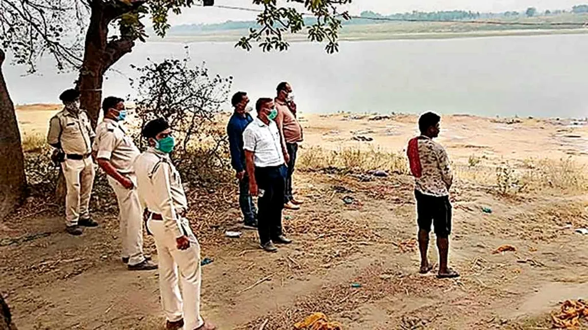 India: Peste 1.000 de morți au apărut pe malurile râurilor în zona Uttar Pradesh